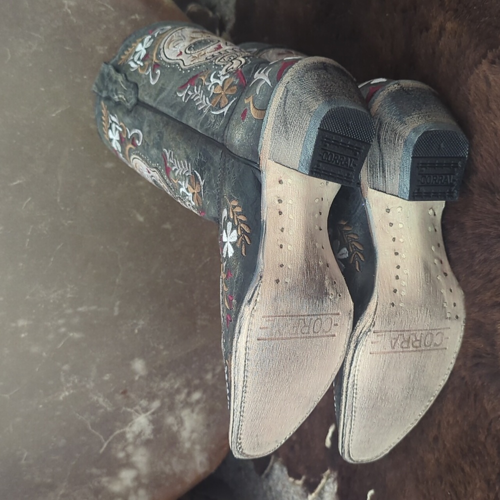 CORRAL E1587 distressed charcoal leather embroidered sugar skull boots sz 7 NWT - Picture 13 of 16